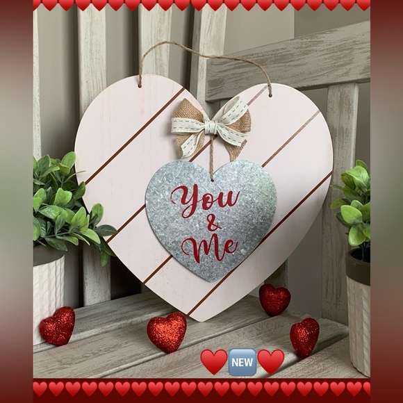 CLEARANCE
 Valentine’s Day  Wall or Door Hanging 💕🆕💕 - Picture 1 of 14
